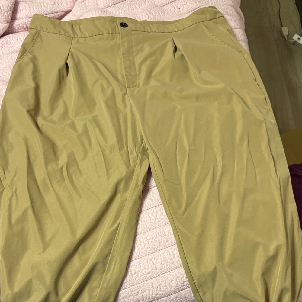 SHEIN Women's Khaki Chinos